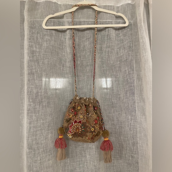 Zara Beaded Tassel Small Bag - Picture 6 of 7